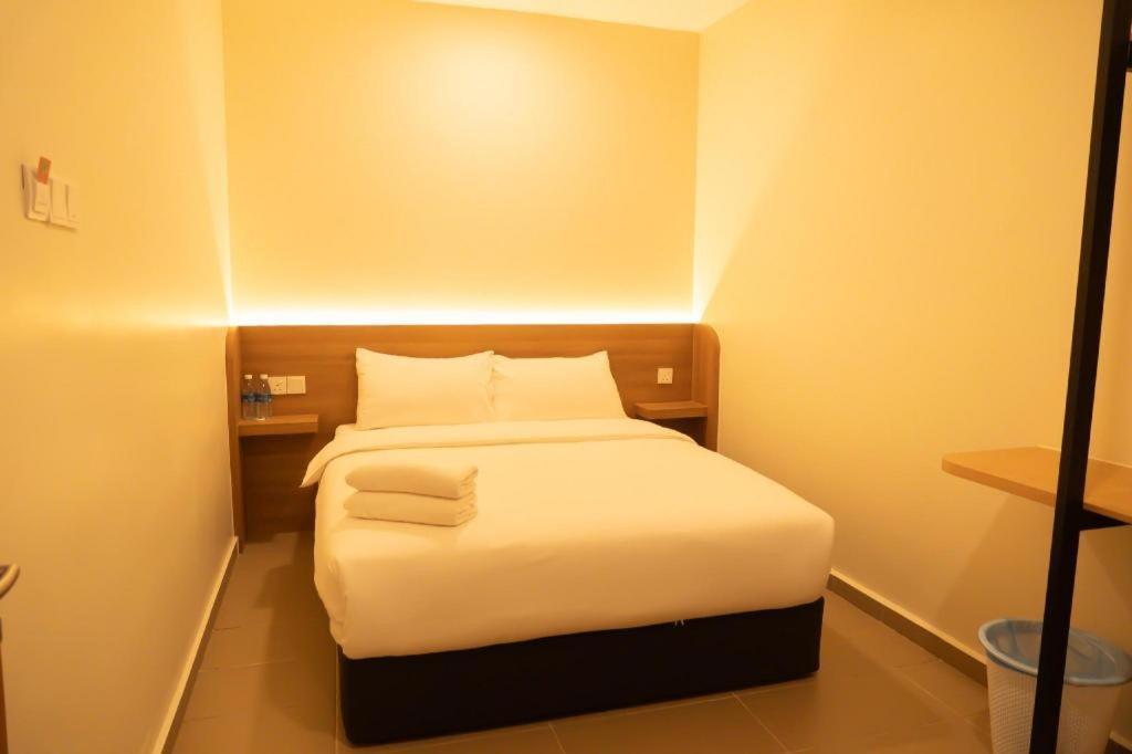 Hotel Sunsurya Klang Buitenkant foto