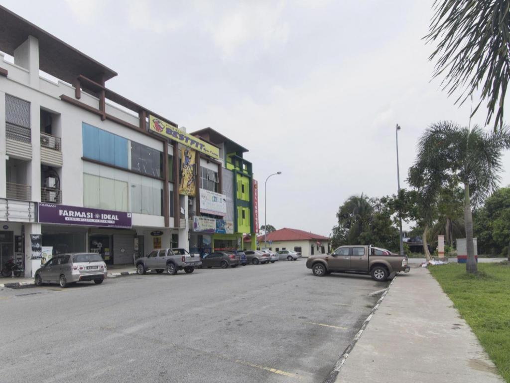 Hotel Sunsurya Klang Buitenkant foto